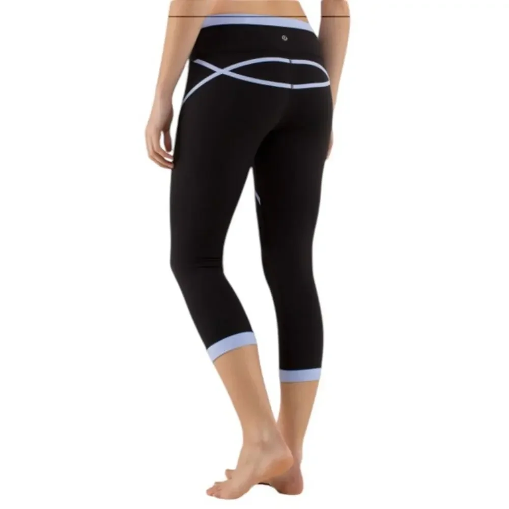 Lululemon Roll Out Crop Leggings Black/Lavender Dust Size 4